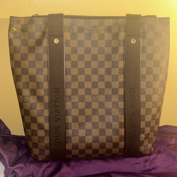 Great condition, worn under 5 times. Louis Vuitton Cabas Beaubourg tote bag - Picture 2 of 4